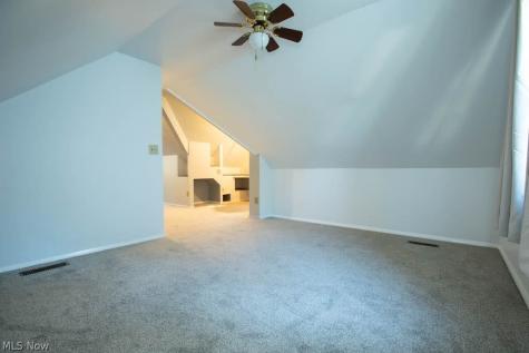 17706 Glenshire Avenue Cleveland OH 44135