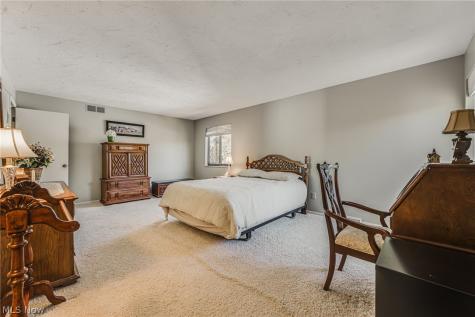 30882 Old Shore Drive North Olmsted OH 44070