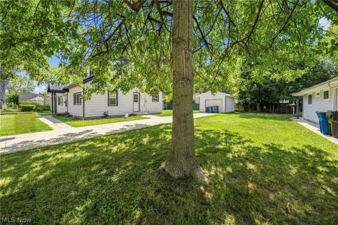 232 Plymouth Drive Eastlake OH 44095
