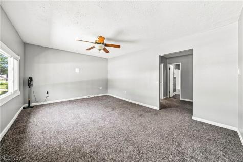 232 Plymouth Drive Eastlake OH 44095