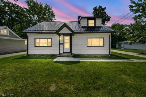232 Plymouth Drive Eastlake OH 44095