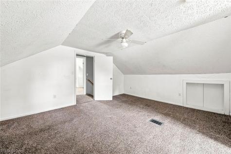 232 Plymouth Drive Eastlake OH 44095
