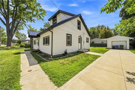 232 Plymouth Drive Eastlake OH 44095