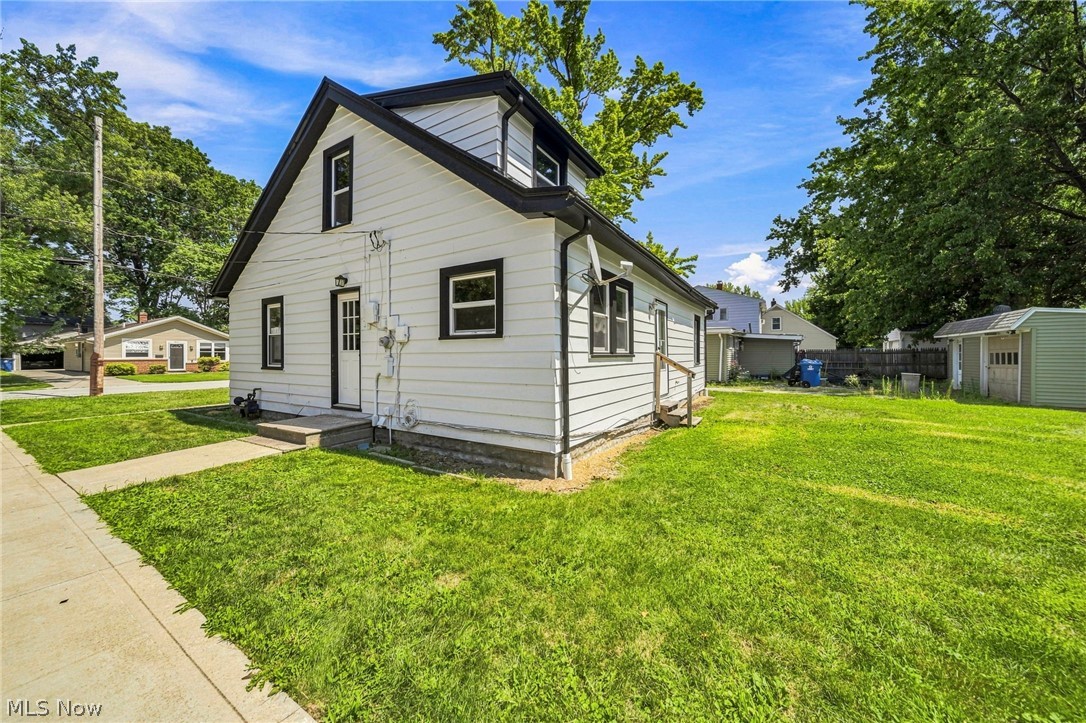 232 Plymouth Drive Eastlake OH 44095