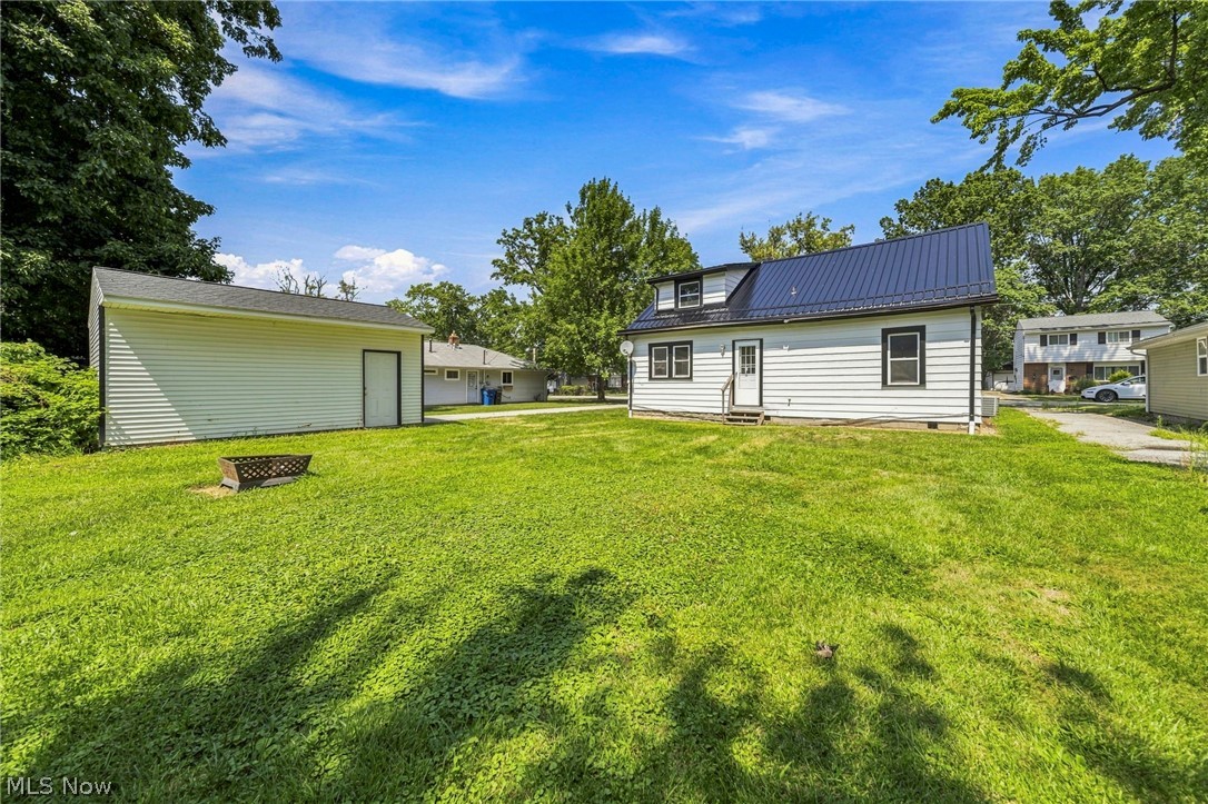 232 Plymouth Drive Eastlake OH 44095