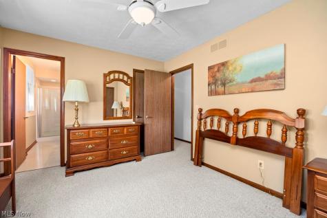 4617 Tiedeman Road Brooklyn OH 44144