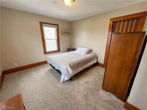 122 N Bon Air Avenue Youngstown OH 44509