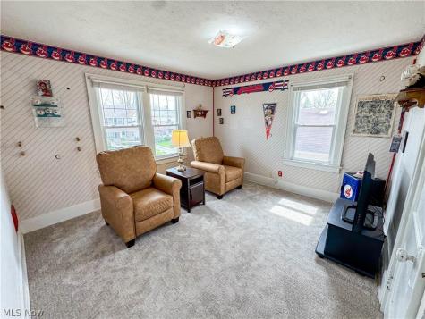 122 N Bon Air Avenue Youngstown OH 44509