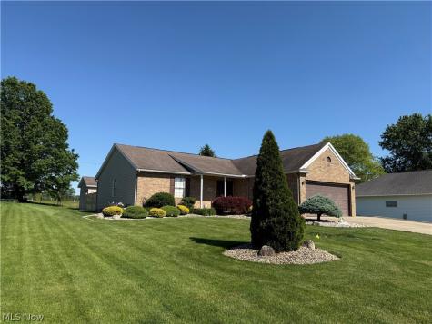 4219 Belleau Woods Circle Uniontown OH 44685
