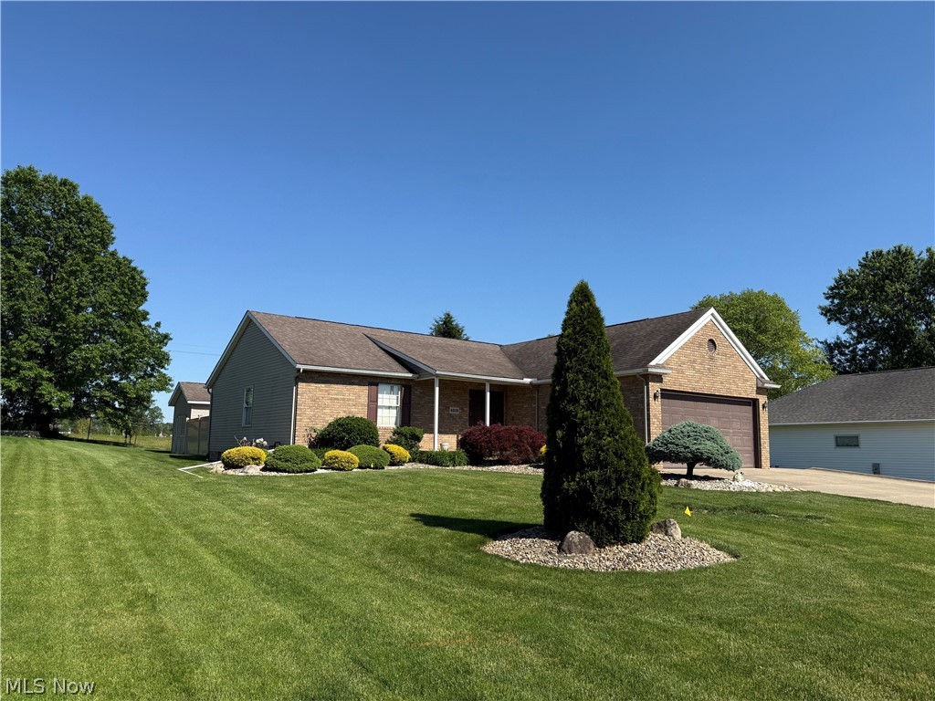 4219 Belleau Woods Circle Uniontown OH 44685