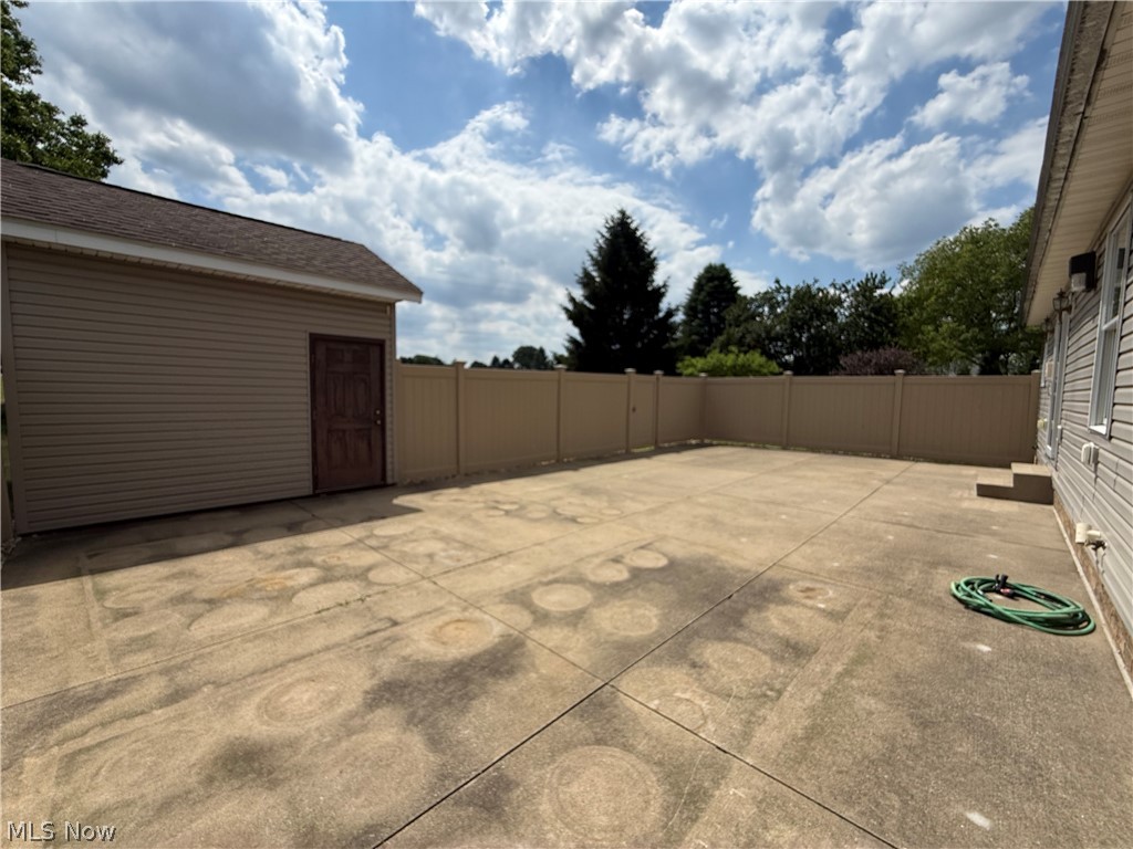 4219 Belleau Woods Circle Uniontown OH 44685
