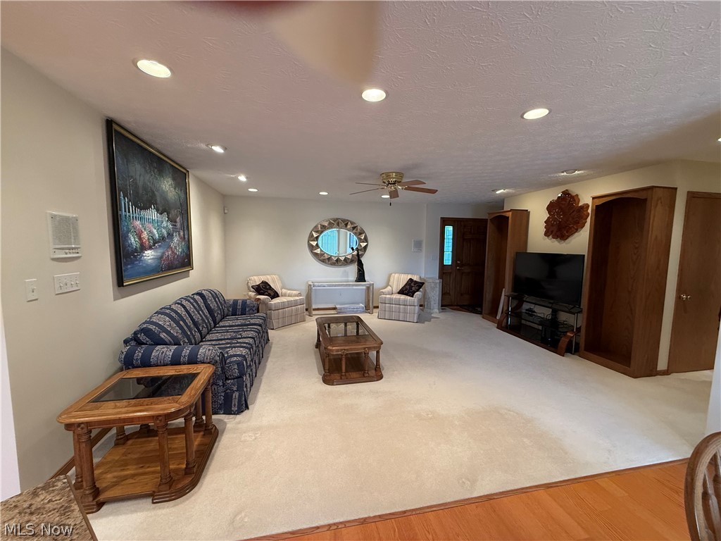 4219 Belleau Woods Circle Uniontown OH 44685