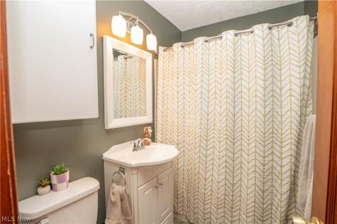 2826 Fletcher Avenue NE Canton OH 44705
