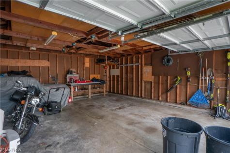 2826 Fletcher Avenue NE Canton OH 44705