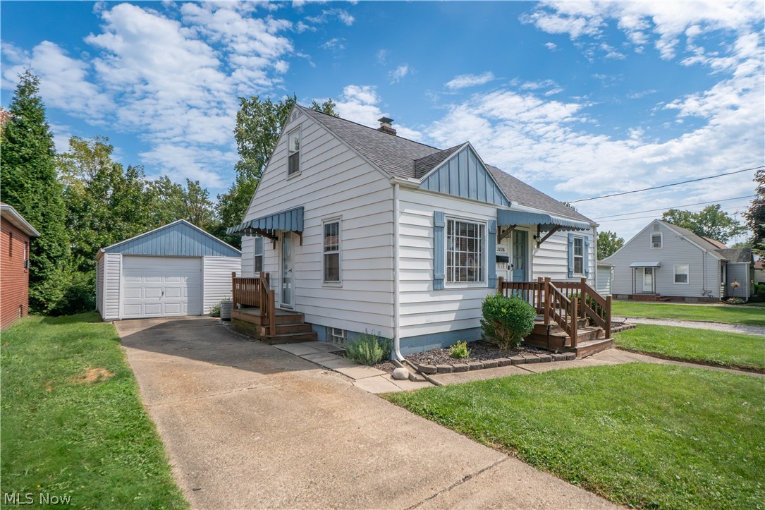 2826 Fletcher Avenue NE Canton OH 44705