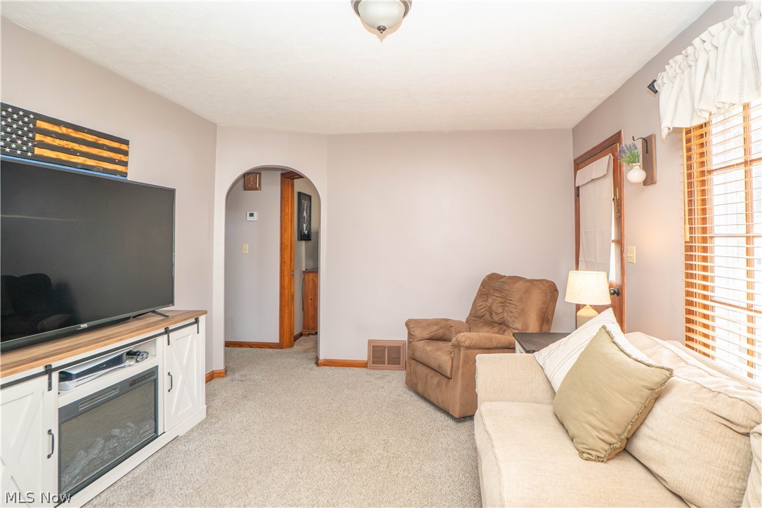 2826 Fletcher Avenue NE Canton OH 44705