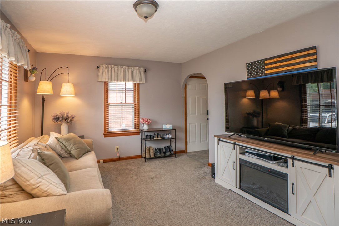 2826 Fletcher Avenue NE Canton OH 44705