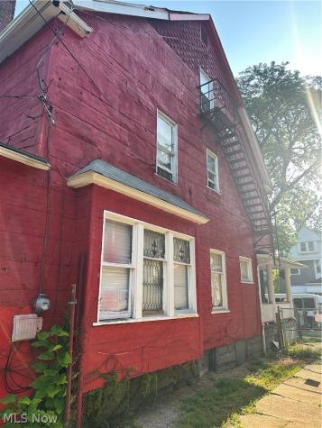 2184 E 82nd Street Cleveland OH 44103