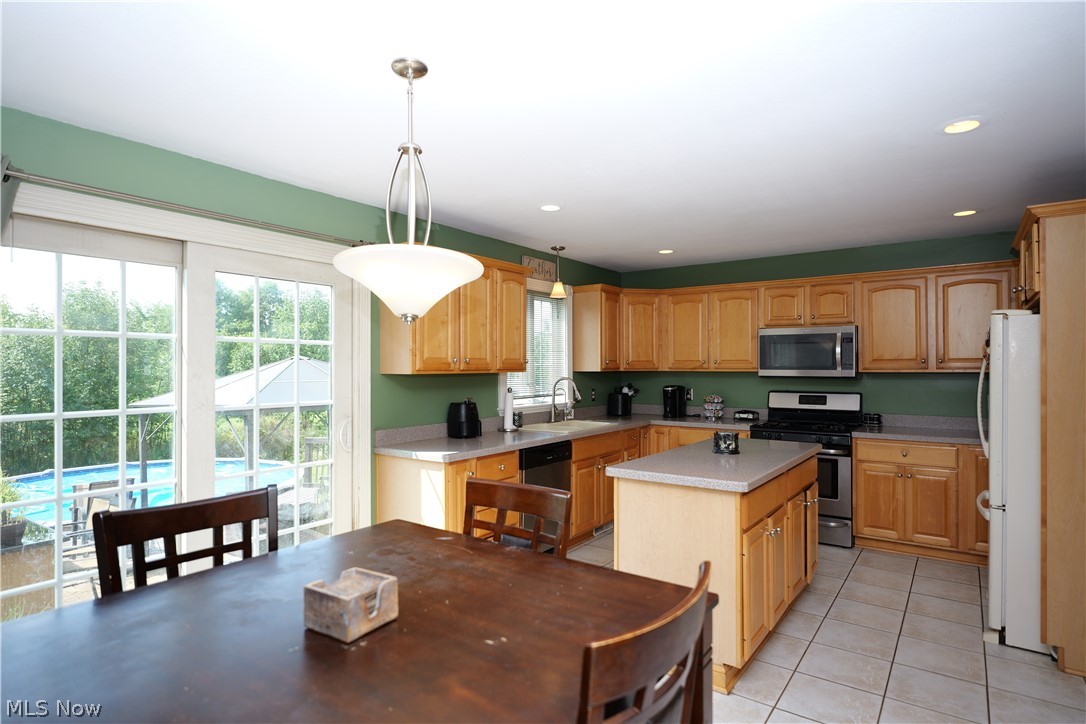 5295 Sycamore Hill Drive New Middletown OH 44442