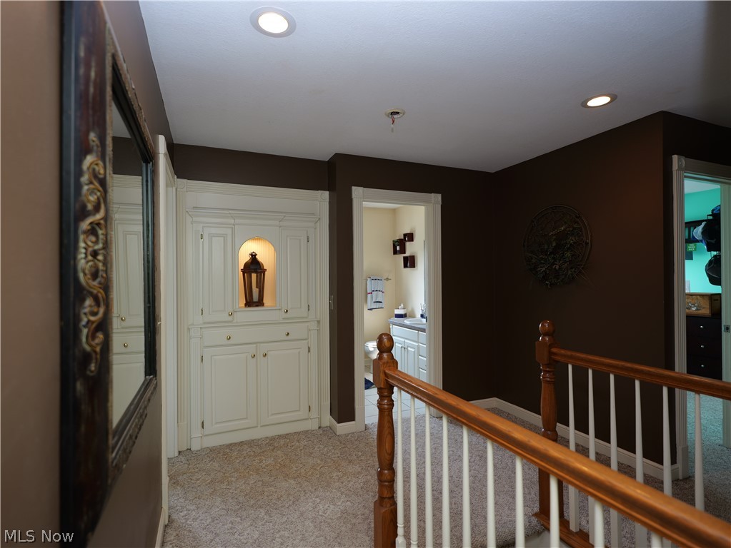 5295 Sycamore Hill Drive New Middletown OH 44442