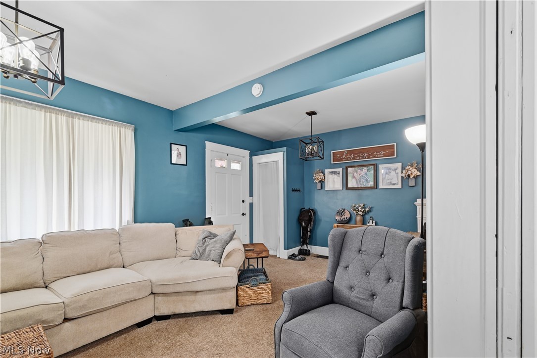 307 E Liberty Street Girard OH 44420