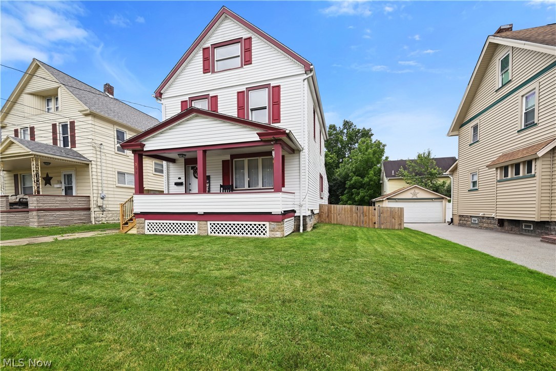 307 E Liberty Street Girard OH 44420