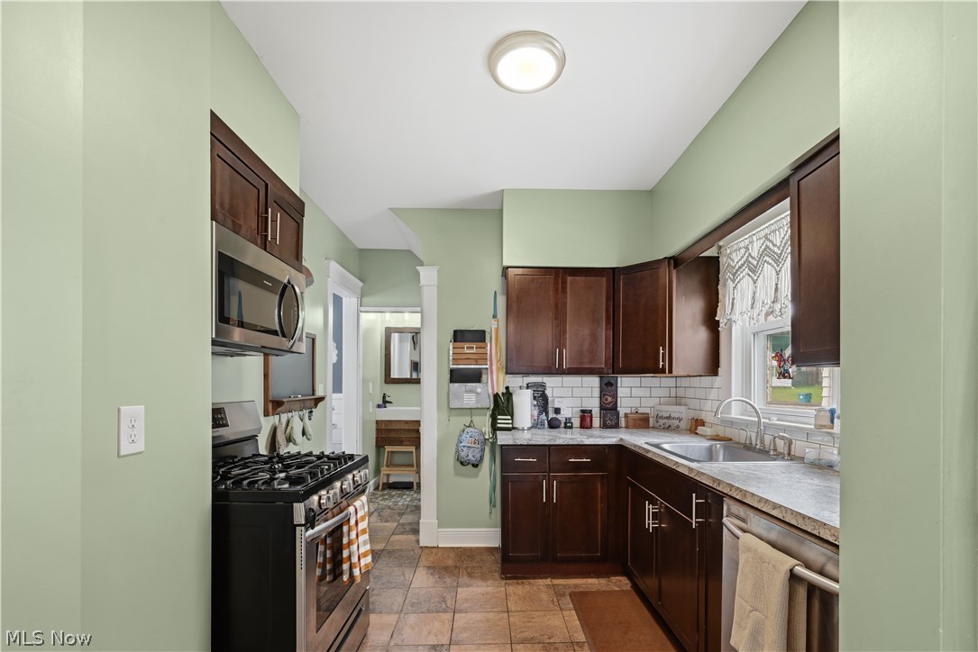 307 E Liberty Street Girard OH 44420