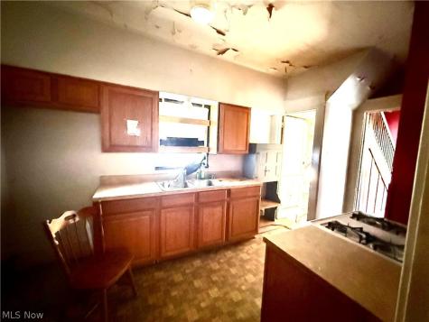 1911 Pointview Avenue Youngstown OH 44502