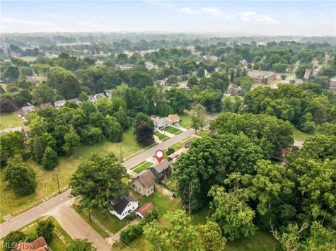 3016 Hudson Avenue Youngstown OH 44511