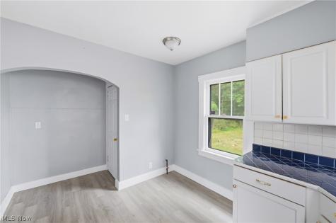 3016 Hudson Avenue Youngstown OH 44511
