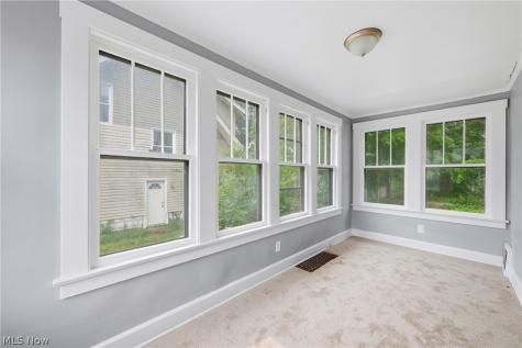 3016 Hudson Avenue Youngstown OH 44511