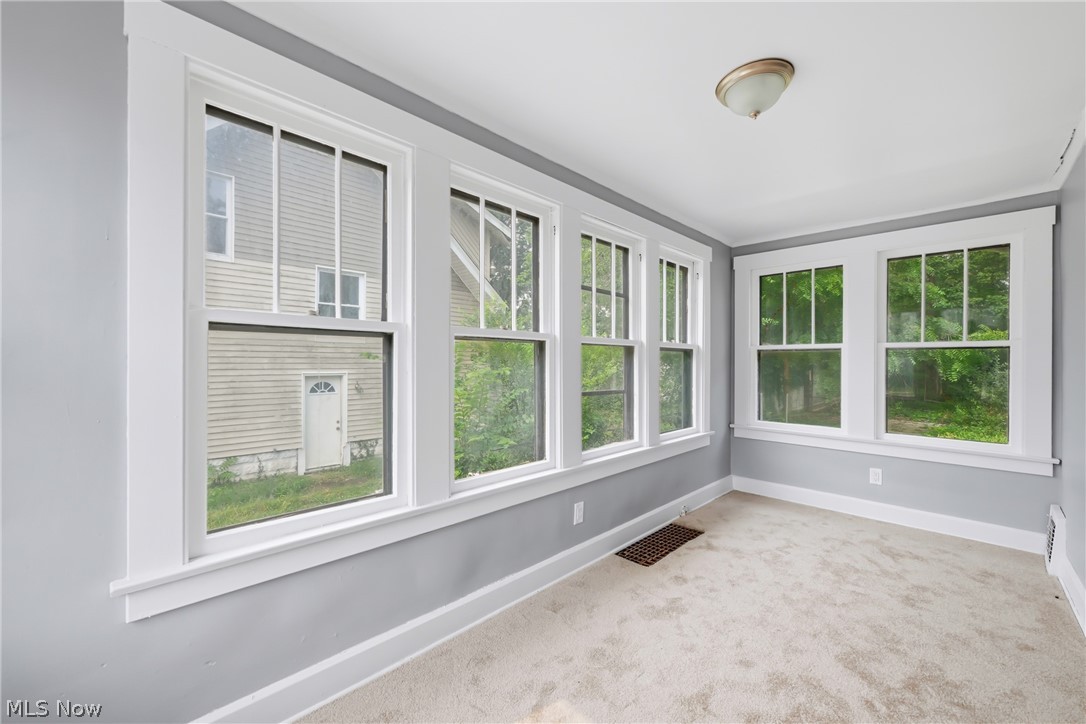 3016 Hudson Avenue Youngstown OH 44511