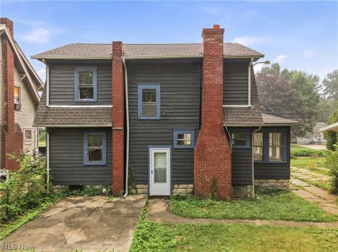 3016 Hudson Avenue Youngstown OH 44511