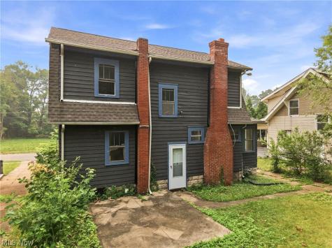 3016 Hudson Avenue Youngstown OH 44511
