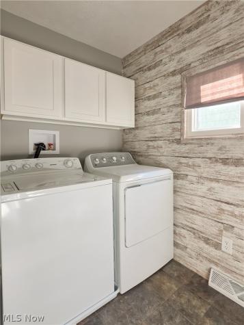 39 Forest Avenue SE Massillon OH 44646