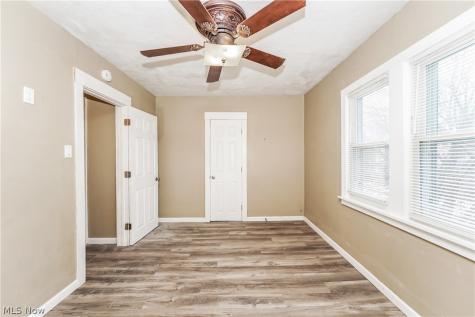 2021 W 93rd Street Cleveland OH 44102
