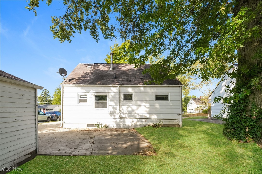 1349 Crestview Avenue Akron OH 44320