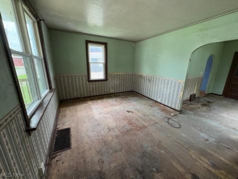 61 E Ely Street Alliance OH 44601