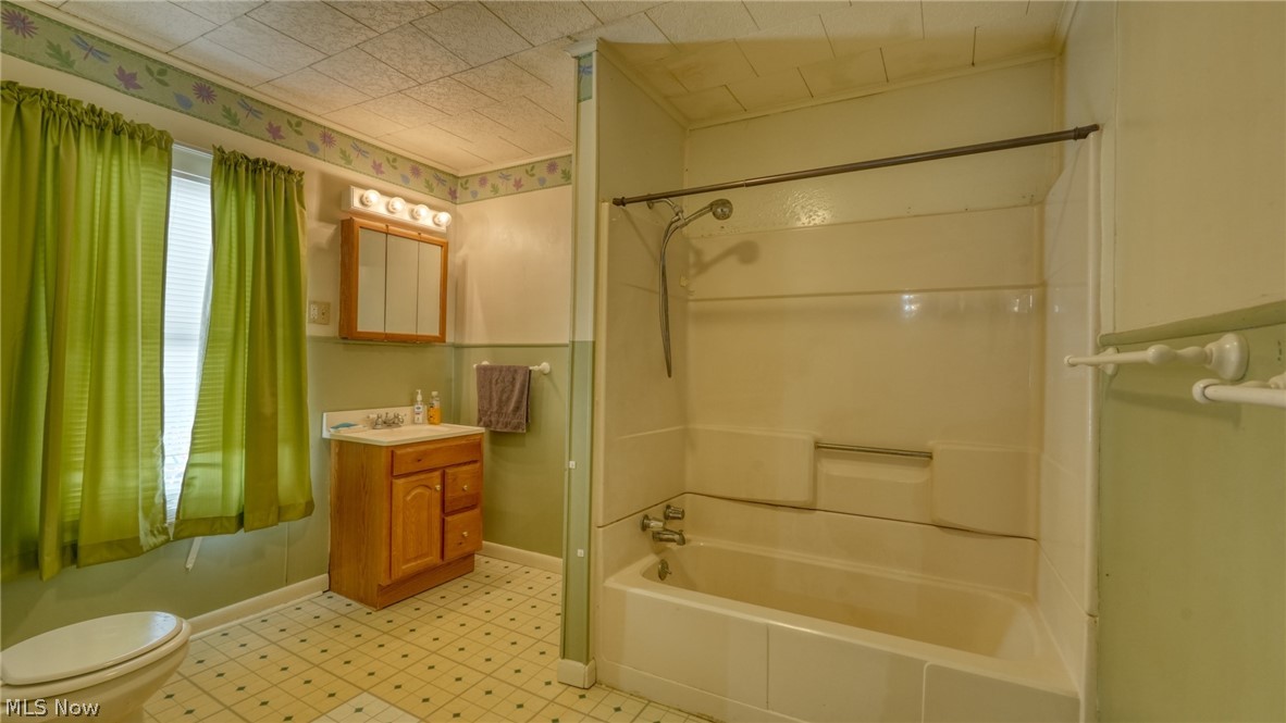 908 N 8th Street Cambridge OH 43725