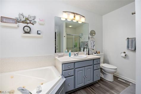 4187 Shenandoah Parkway Brunswick OH 44212