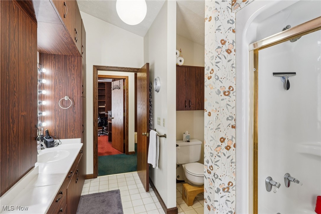 6023 Pioneer Trail Hiram OH 44234