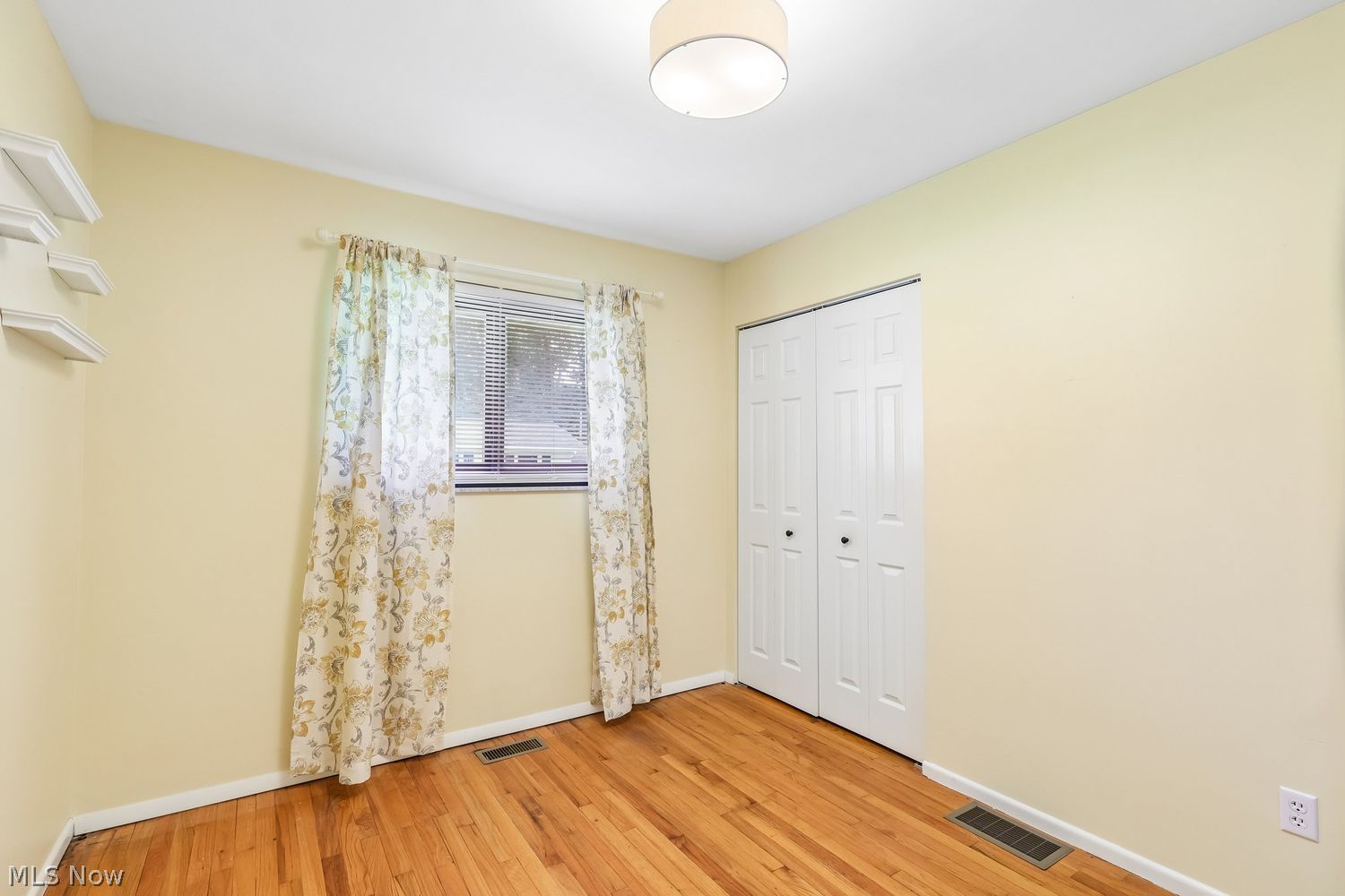 37532 Harlow Drive Willoughby OH 44094