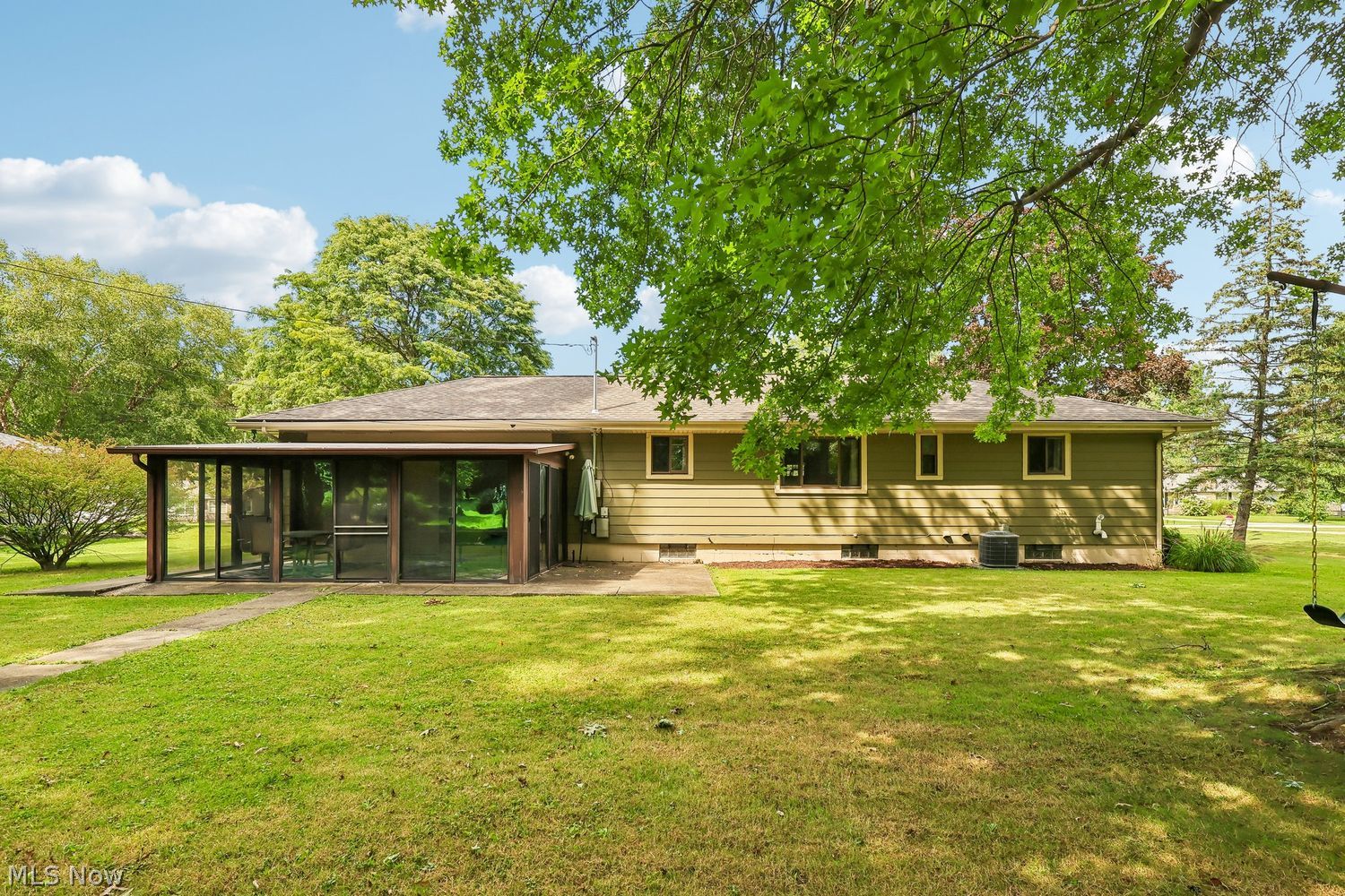 37532 Harlow Drive Willoughby OH 44094