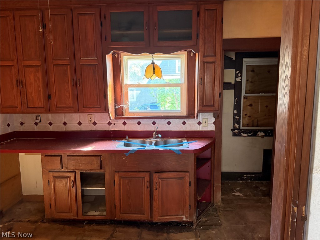 269 E 150th Street Cleveland OH 44110