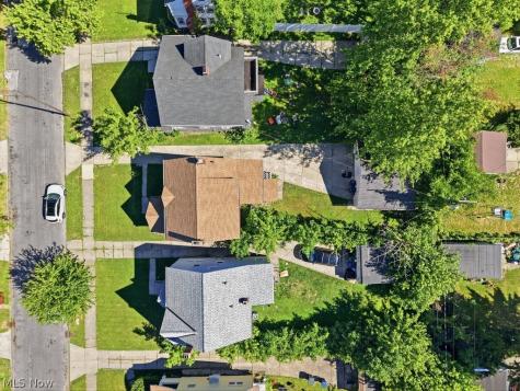 971 Pembrook Road Cleveland Heights OH 44121