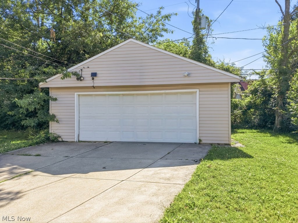 971 Pembrook Road Cleveland Heights OH 44121