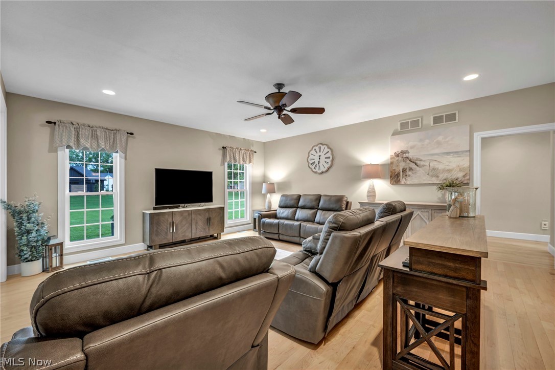 533 Terra Verde Avenue Columbiana OH 44408