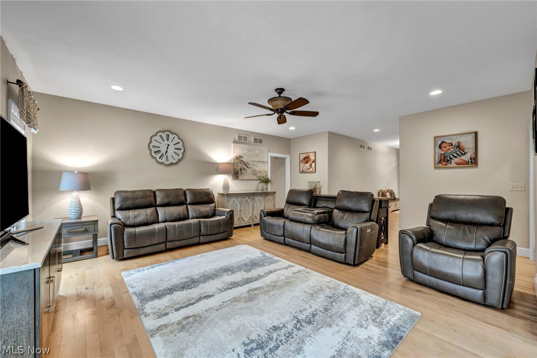 533 Terra Verde Avenue Columbiana OH 44408