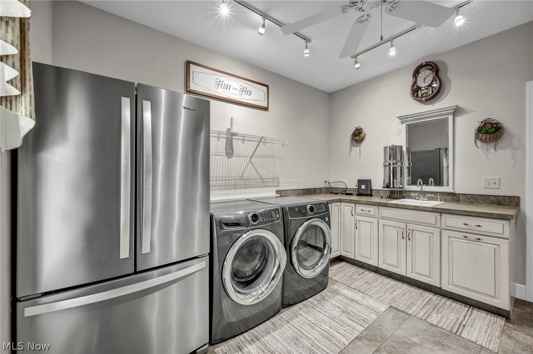 533 Terra Verde Avenue Columbiana OH 44408