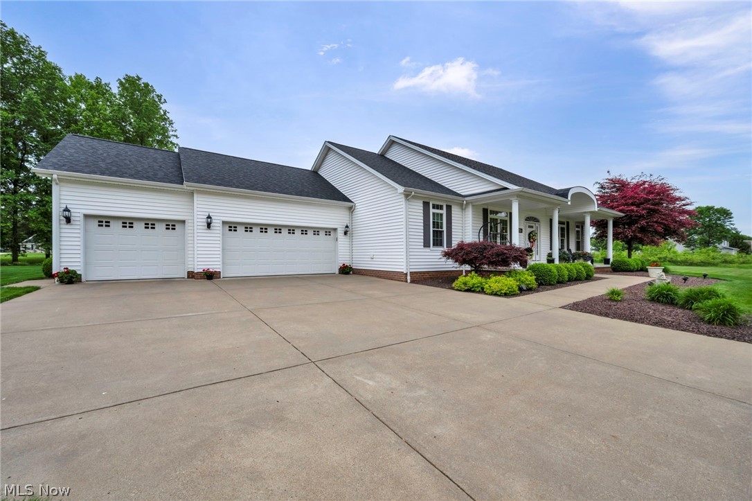 533 Terra Verde Avenue Columbiana OH 44408
